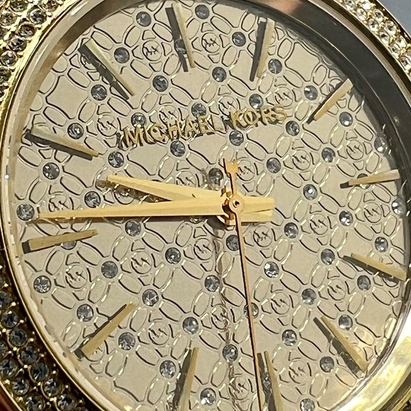 Michael Kors “Darci” Radiant Gold Women's Watch - Picture 5 of 10